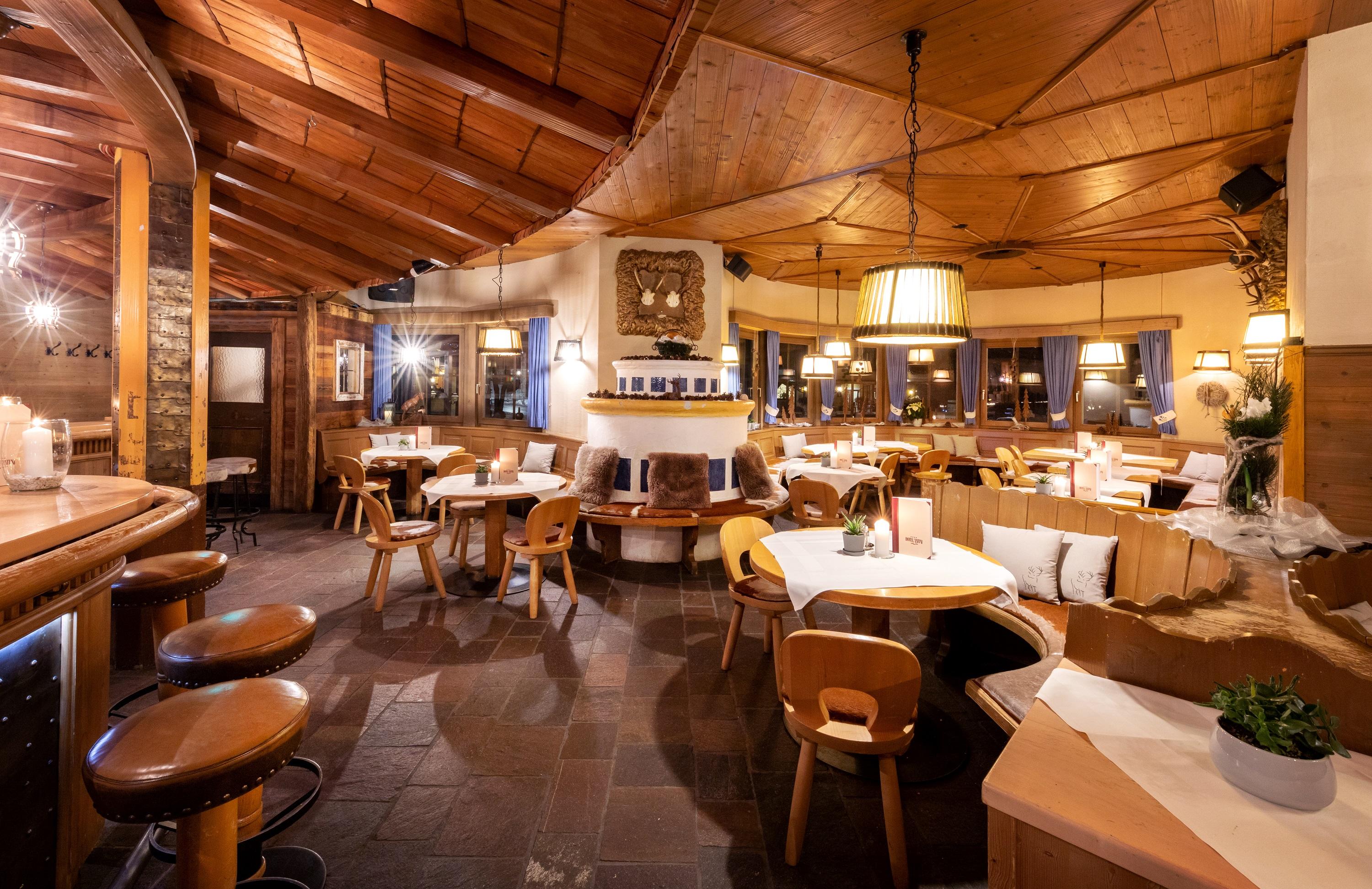 Hotel Latini 젤암제 외부 사진