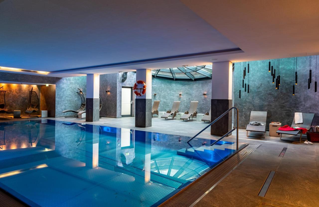 Hotel Latini 젤암제 외부 사진
