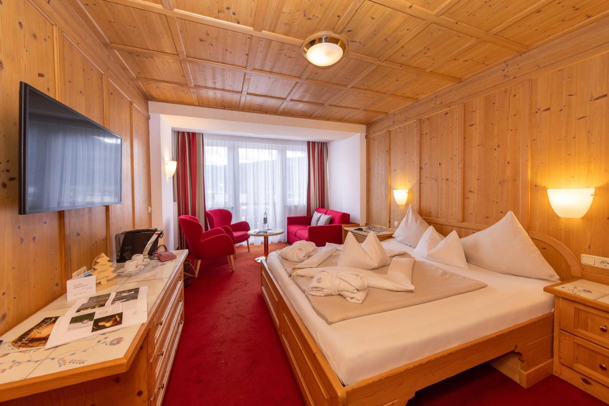 Hotel Latini 젤암제 외부 사진